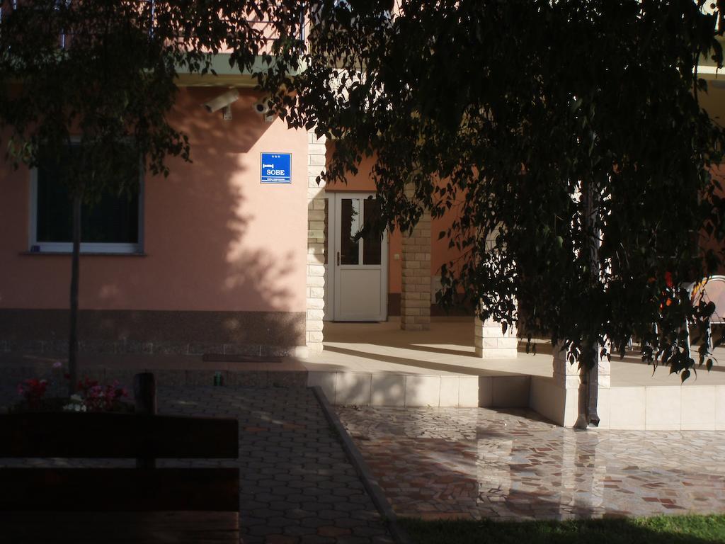 Hotel "Marinko Kozina" - Меджугорье Экстерьер фото